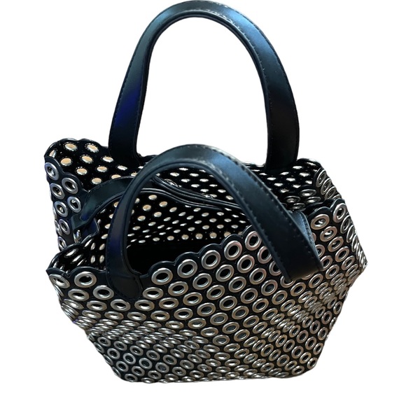 Biker style no name black & silver tote & removable insert. NWOT - Picture 6 of 10